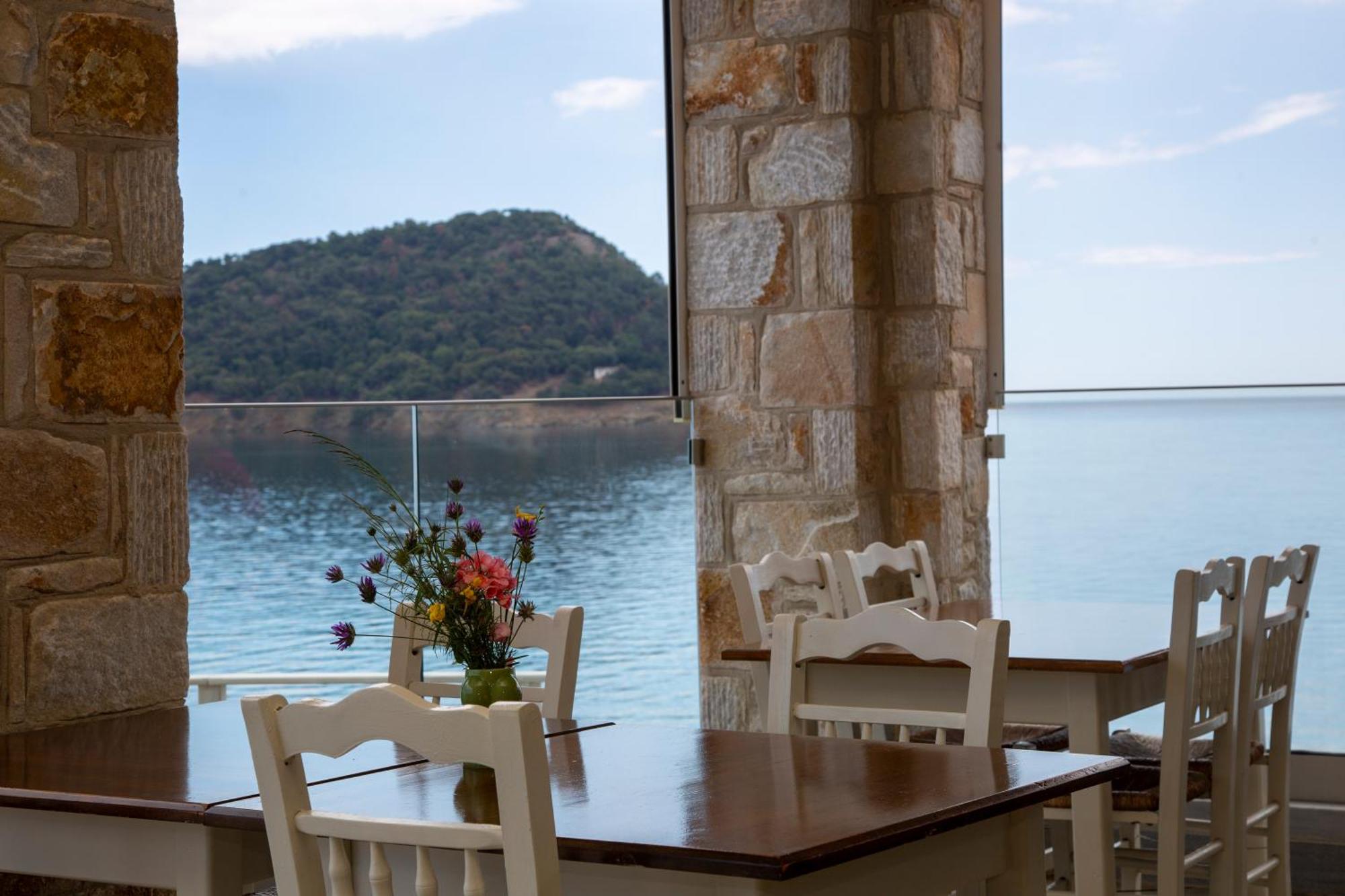 Faros View Bed & Breakfast Koinira Luaran gambar