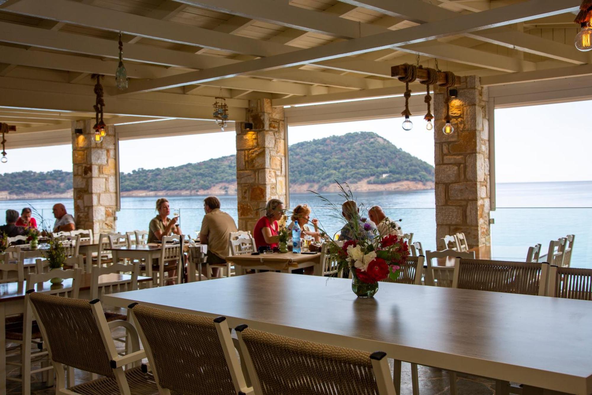 Faros View Bed & Breakfast Koinira Luaran gambar